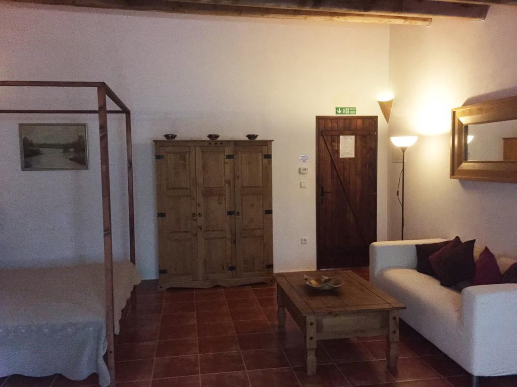Hotel Mas Pelegri Seriñá Habitación foto